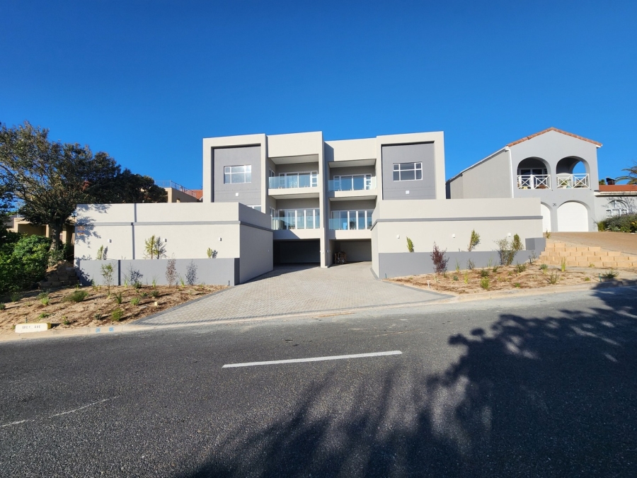 4 Bedroom Property for Sale in Flamingo Vlei Western Cape